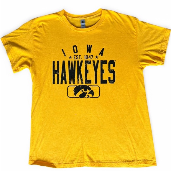 Gildan Other - Iowa Hawkeyes Yellow T-Shirt